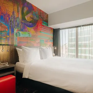 https://crown-hotel-eindhoven-centre.ihotelsrotterdam.com